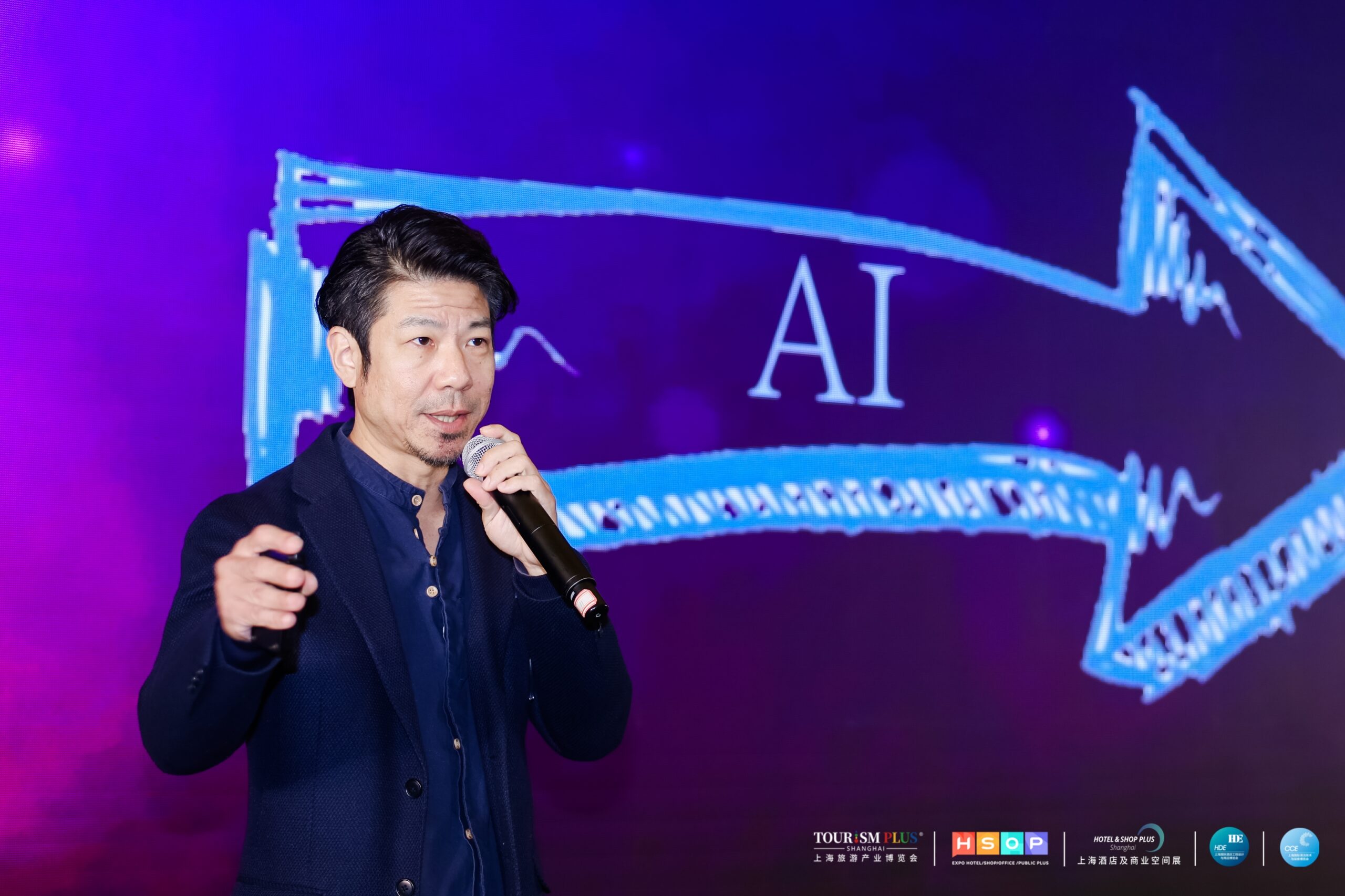山口龍磨